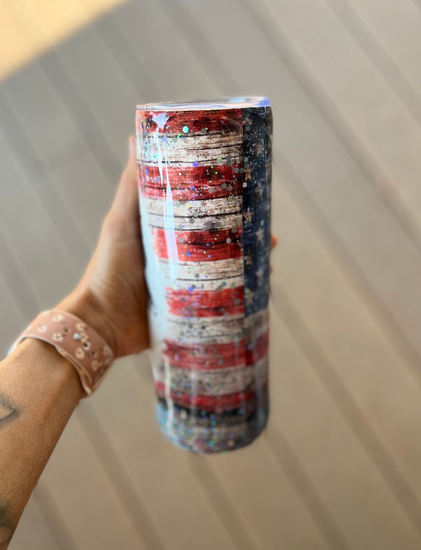 Glitter American Flag Messy Bun America Vintage Flag Glitter Tumbler Messy Bun Girl Mama Mom Glitter Mom Tumbler USA Tumbler American Girl