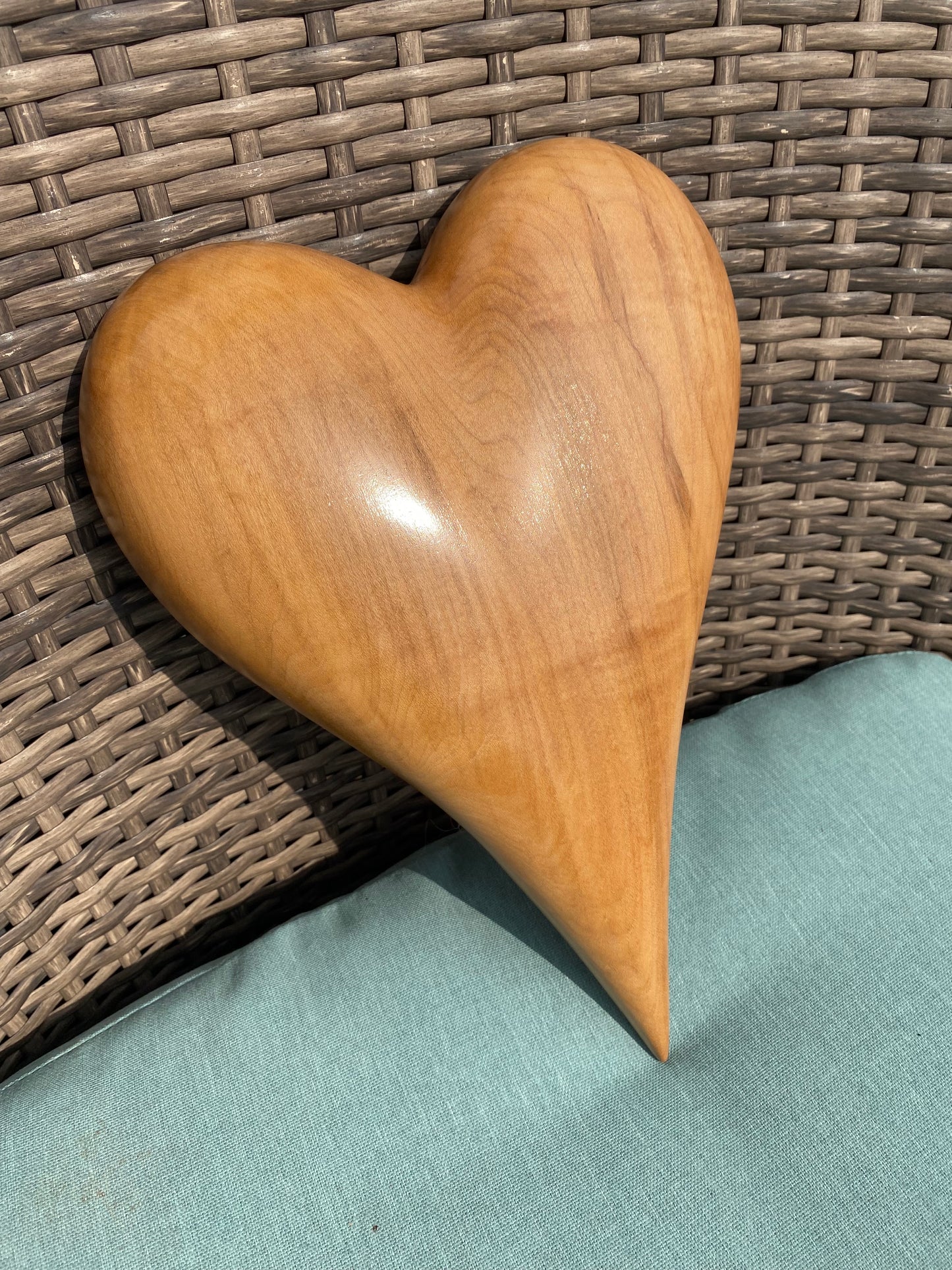3D art Large Hand Carved Wooden Heart Wall Decor – 3D Rustic Wood Heart Sculpture – Anniversary / Wedding Gift – Handmade Natural Wood Art