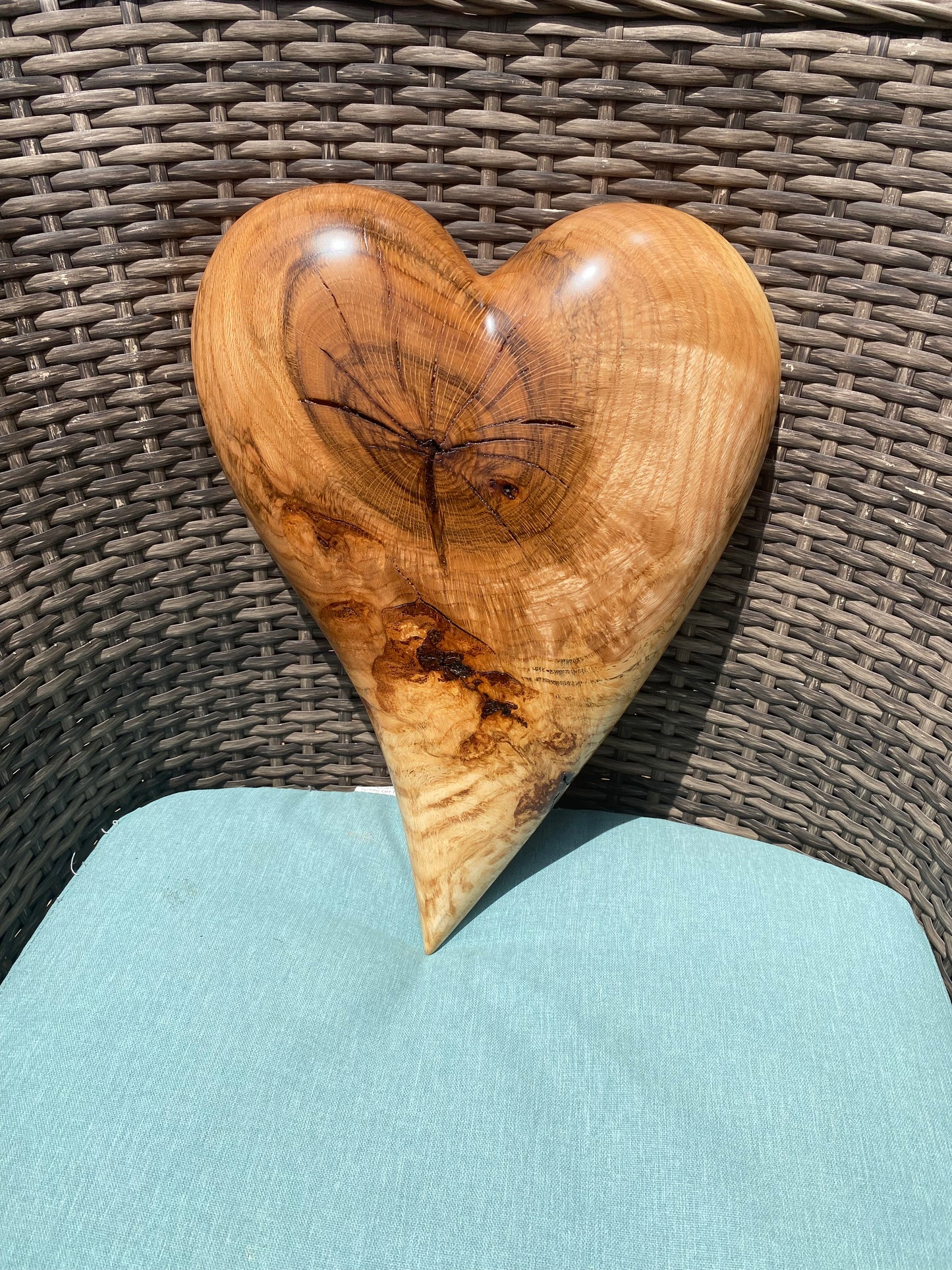 3D art Large Hand Carved Wooden Heart Wall Decor – 3D Rustic Wood Heart Sculpture – Anniversary / Wedding Gift – Handmade Natural Wood Art