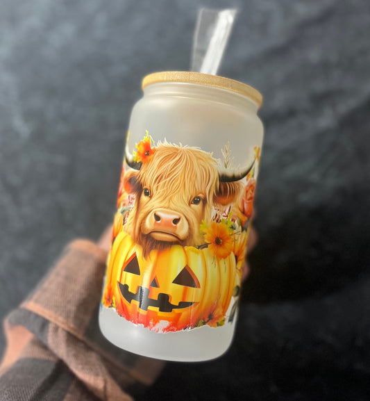 Fall Halloween Highland Cow Iced Coffee Cups Glass Cups Glass Coffee Cups Glass Cups with Bamboo Lid Glass Can Tumbler Juice Boba Tea